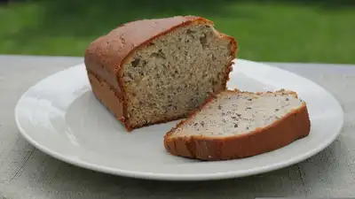 How to Make Banana Bread - The Easiest Recipe Ever